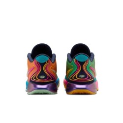 Nike LeBron 21 - Matériaux Légers et Résistants