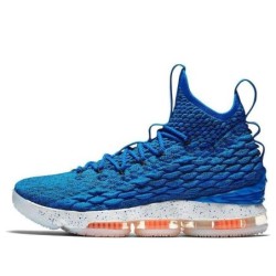 Nike LeBron 15 - Pour Joueurs Dominants dans la Raquette