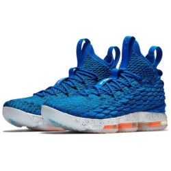 Nike LeBron 15 - Pour Joueurs Dominants dans la Raquette