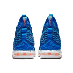 Nike LeBron 15 - Pour Joueurs Dominants dans la Raquette